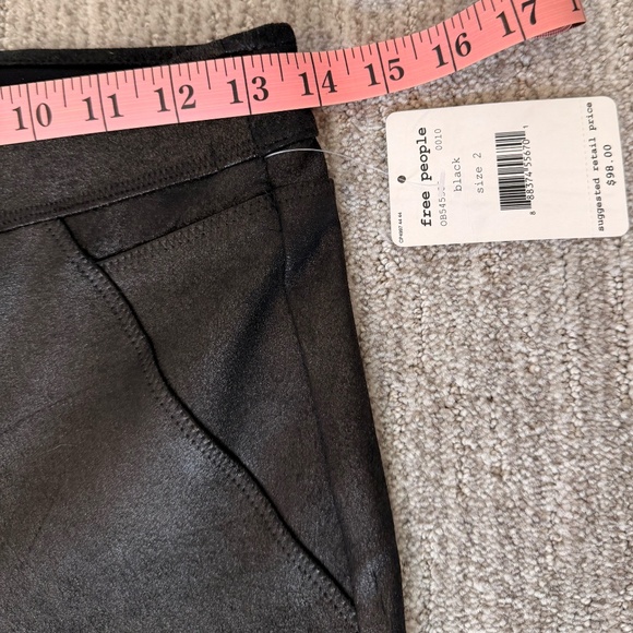 NWT Free People Vegan Stretch Leather SkinnyLeggings Womans Black SZ 2 - Picture 11 of 14